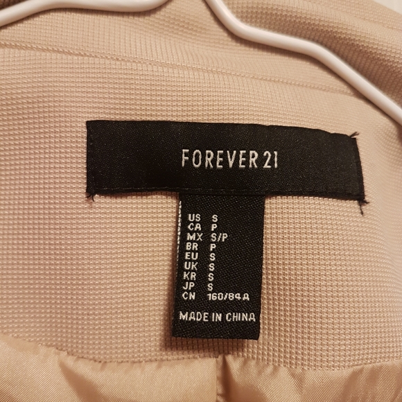 💥2 for 30💥 Forever 21 Cropped Jacket - Picture 4 of 5